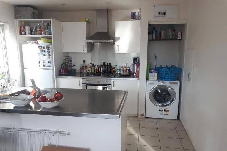 Photo of property in 3 Luxford Street, Berhampore, Wellington, 6023