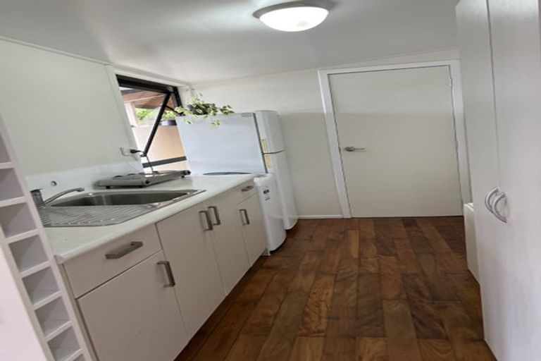 Photo of property in 173a Mokoia Road, Birkenhead, Auckland, 0626