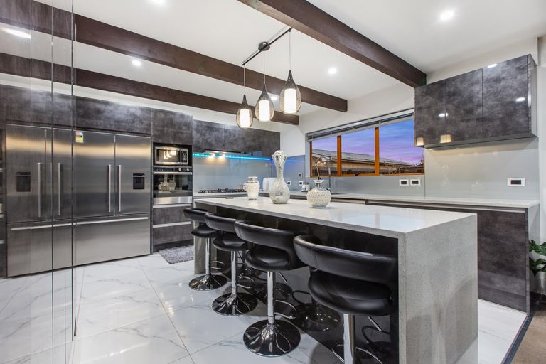 Photo of property in 18 Kohinoor Avenue, Mangere, Auckland, 2022