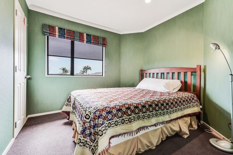 Photo of property in 13 Cranbrook Place, Rototuna North, Hamilton, 3210