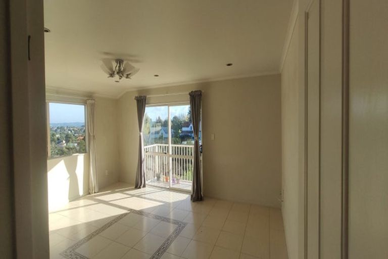 Photo of property in 48 Monte Cassino Place, Birkdale, Auckland, 0626