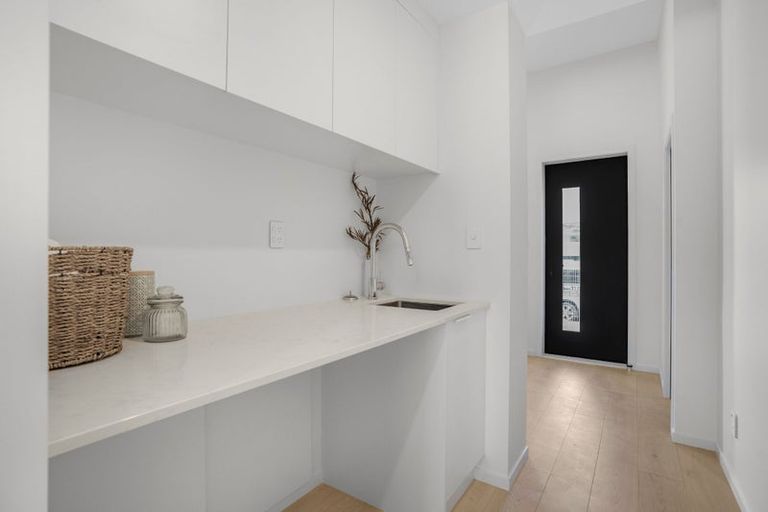 Photo of property in 3/10 Pascoe Avenue, Paremata, Porirua, 5026