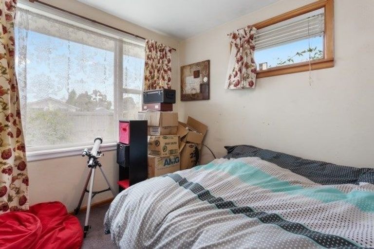 Photo of property in 35 Geddis Street, Rangiora, 7400