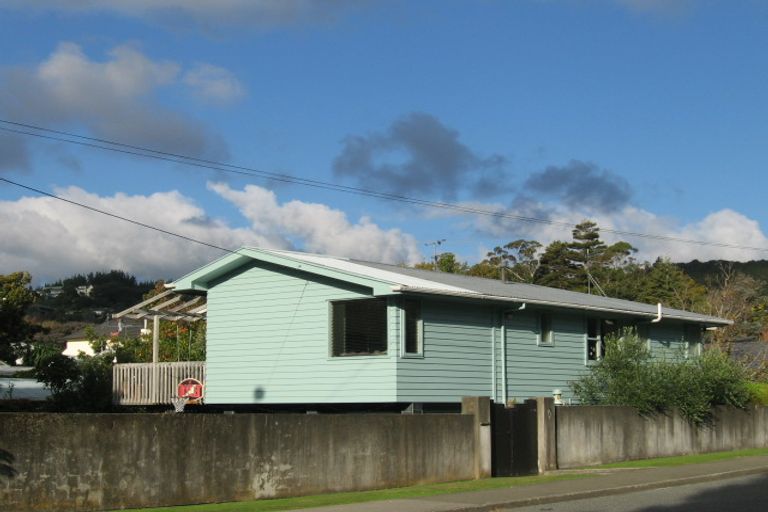 Photo of property in 7 Gloucester Street, Silverstream, Upper Hutt, 5019