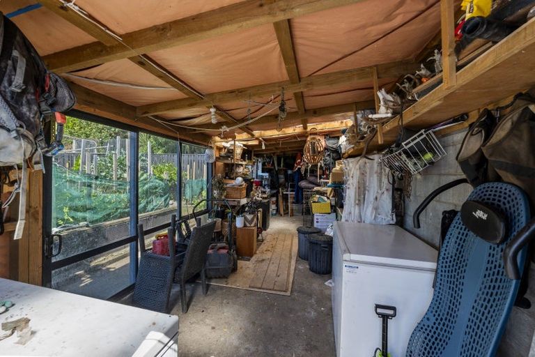 Photo of property in 16 Rosendale Avenue, Spotswood, New Plymouth, 4310