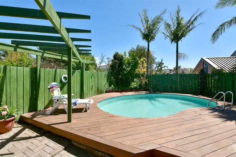 Photo of property in 47 Shuttleworth Place, Manly, Whangaparaoa, 0930