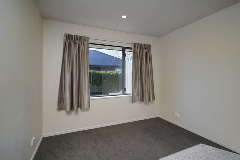 Photo of property in 9 Bamber Crescent, Halswell, Christchurch, 8025