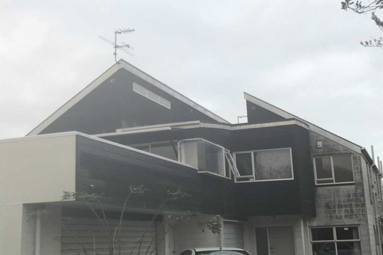 Photo of property in 3/12 Churchill Street, Christchurch Central, Christchurch, 8013