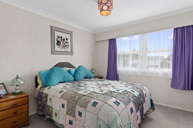 Photo of property in 16 The Drive, Brookfield, Tauranga, 3110