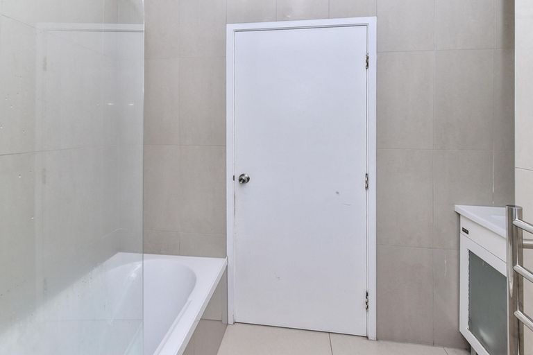 Photo of property in 30 Rangataua Place, Manurewa, Auckland, 2102