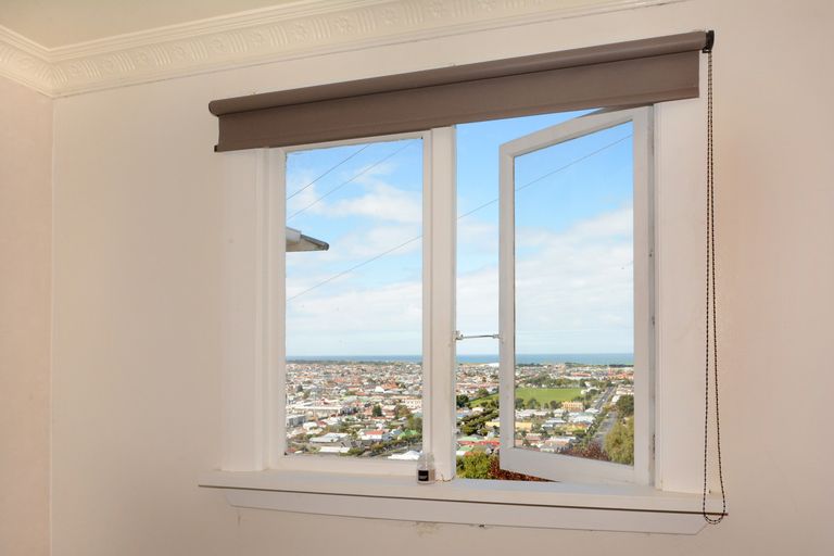 Photo of property in 33 Forfar Street, Clyde Hill, Dunedin, 9011