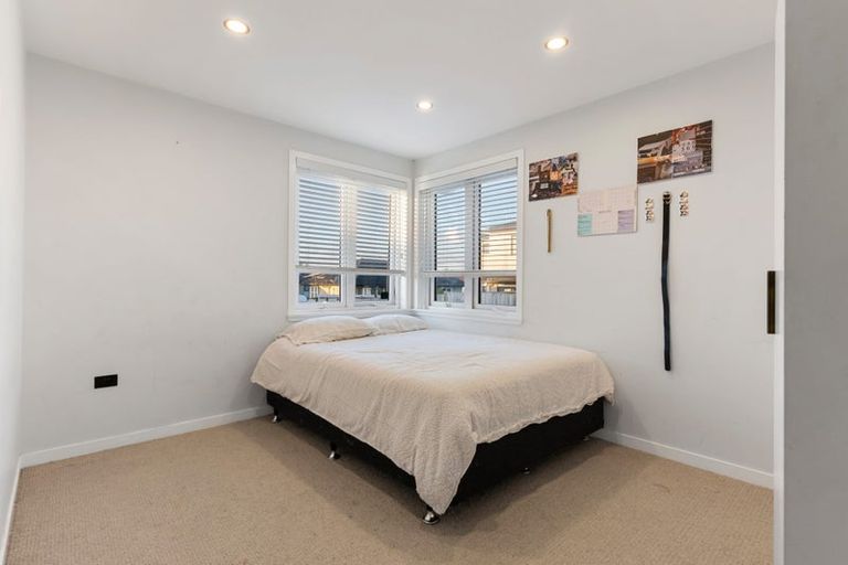 Photo of property in 28c Pah Road, Papatoetoe, Auckland, 2025