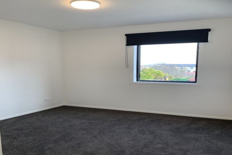 Photo of property in 104/94 Cambridge Terrace, Waterloo, Lower Hutt, 5011