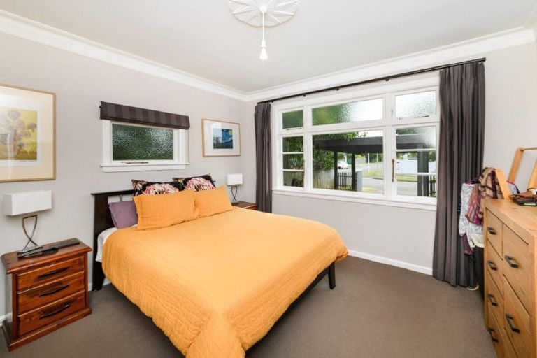 Photo of property in 10 Hardie Street, Hokowhitu, Palmerston North, 4410