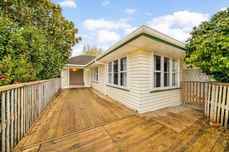 Photo of property in 231 Bedford Street, Cannons Creek, Porirua, 5024