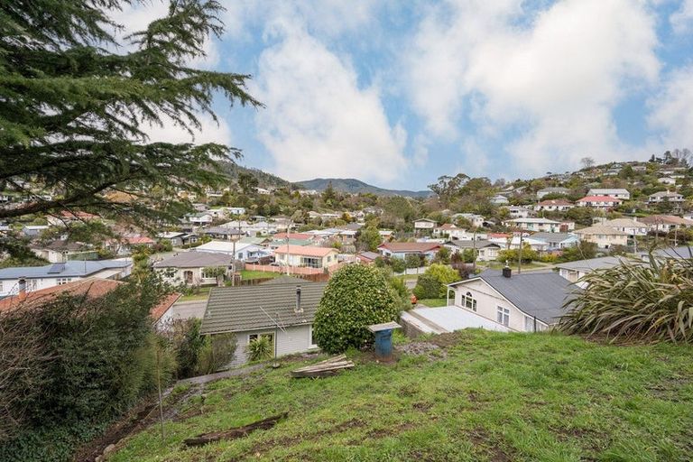 Photo of property in 72 Emano Street, Toi Toi, Nelson, 7010