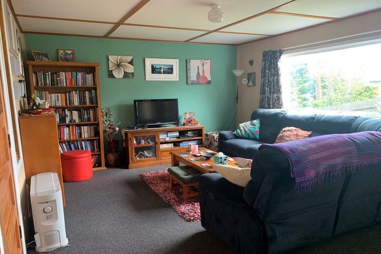 Photo of property in 21 Stirling Drive, Greymouth, 7805