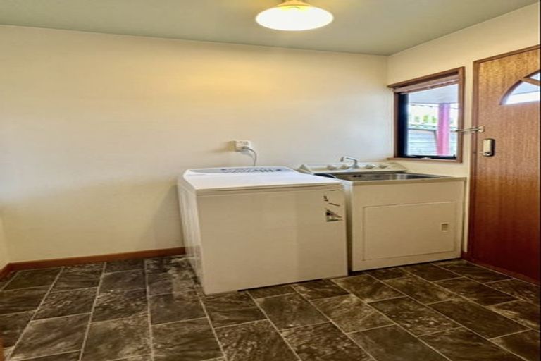 Photo of property in 63 Oxford Street, Lyttelton, 8082