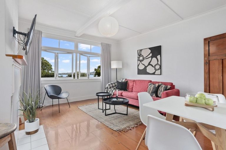 Photo of property in 14 King Edward Parade, Devonport, Auckland, 0624