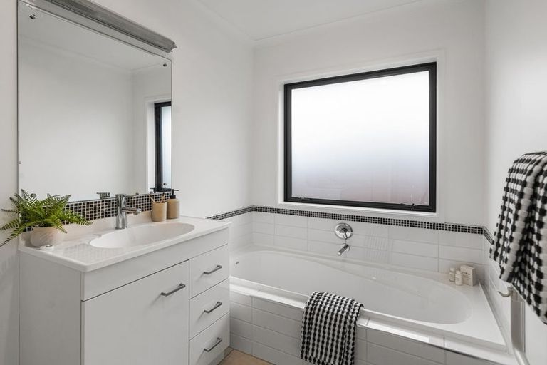 Photo of property in 36 Rawnsley Terrace, Wigram, Christchurch, 8042