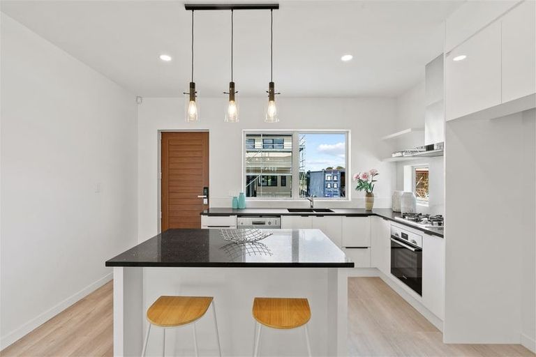 Photo of property in 52 Grange Road, Papatoetoe, Auckland, 2025