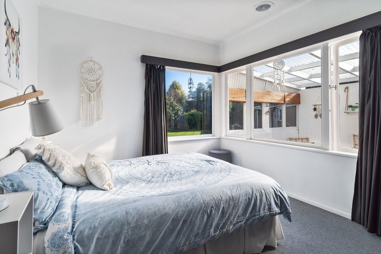 Photo of property in 42 High Street, Island Bay, Wellington, 6023