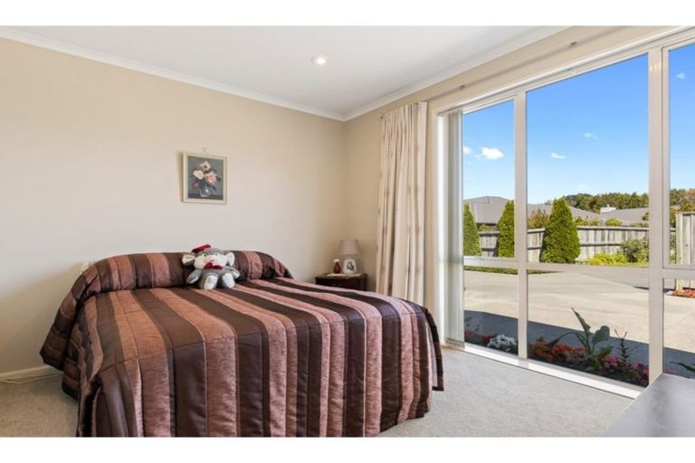 Photo of property in 4 Bernice Crescent, Yaldhurst, Christchurch, 8042
