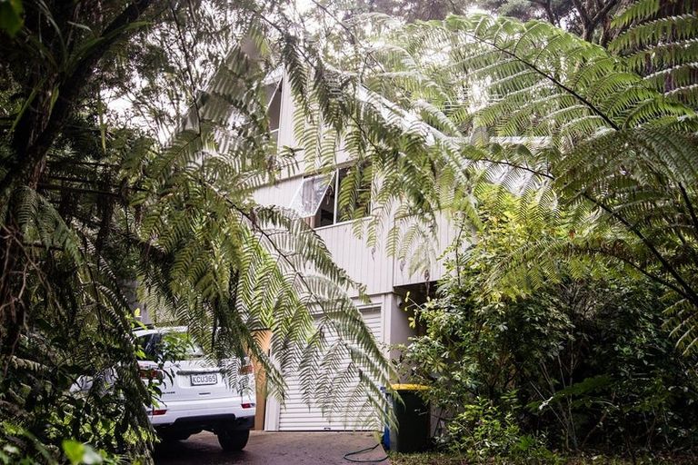 Photo of property in 28a Brunton Place, Glenfield, Auckland, 0629