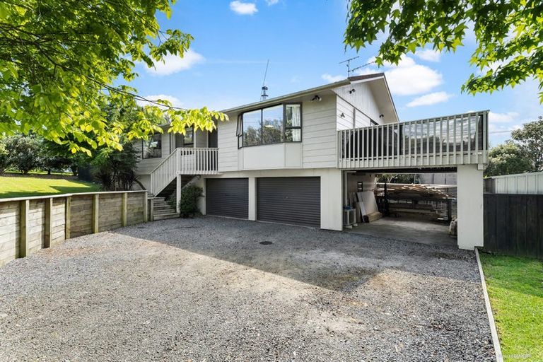 Photo of property in 44 Riverhead Road, Kumeu, 0810