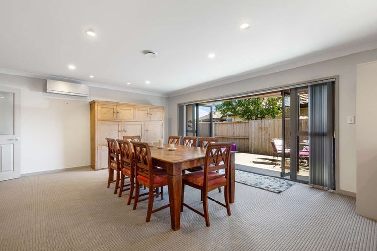 Photo of property in 36 Gibson Place, Papamoa Beach, Papamoa, 3118