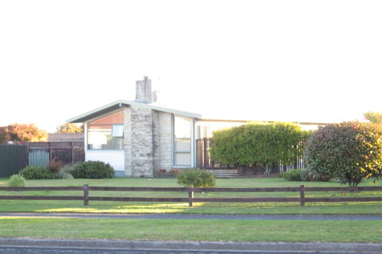 Photo of property in 16 Aotea Crescent, Tokoroa, 3420