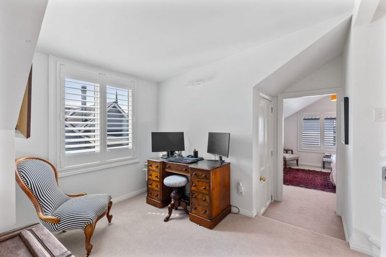 Photo of property in 205 Collingwood Street, Nelson, 7010