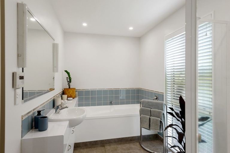 Photo of property in 7 Haddon Lane, Harewood, Christchurch, 8051