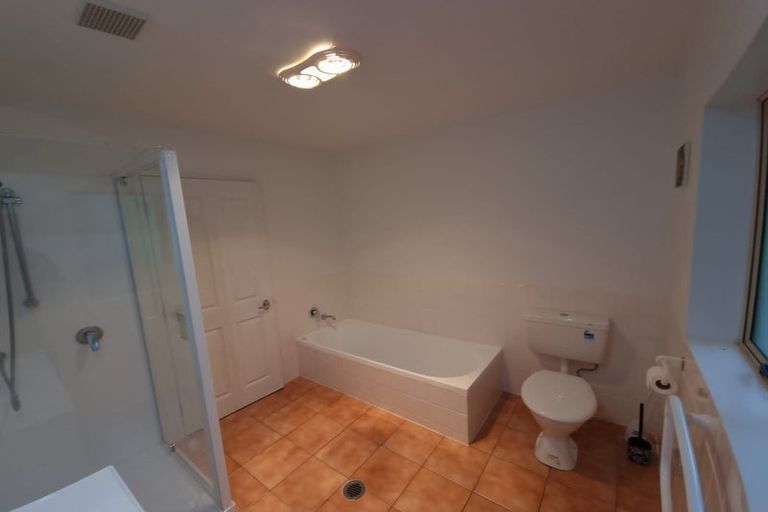 Photo of property in 1/149a Glengarry Road, Glen Eden, Auckland, 0602