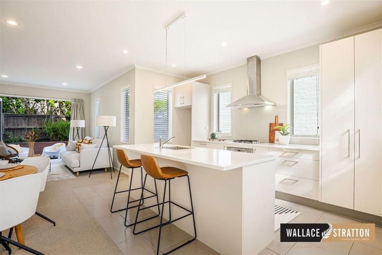 Photo of property in 17 Station Street, Hobsonville, Auckland, 0616