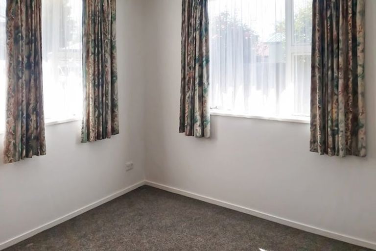 Photo of property in 2/17 Fairfield Avenue, Addington, Christchurch, 8024