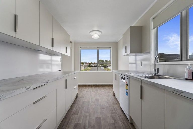 Photo of property in 24a Lindsay Crescent, Nawton, Hamilton, 3200