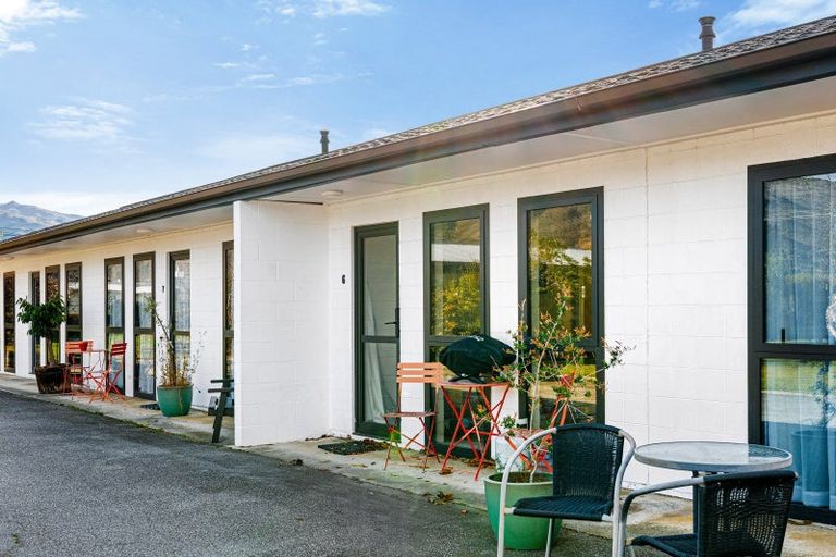 Photo of property in 6/116 Sunderland Street, Clyde, 9330