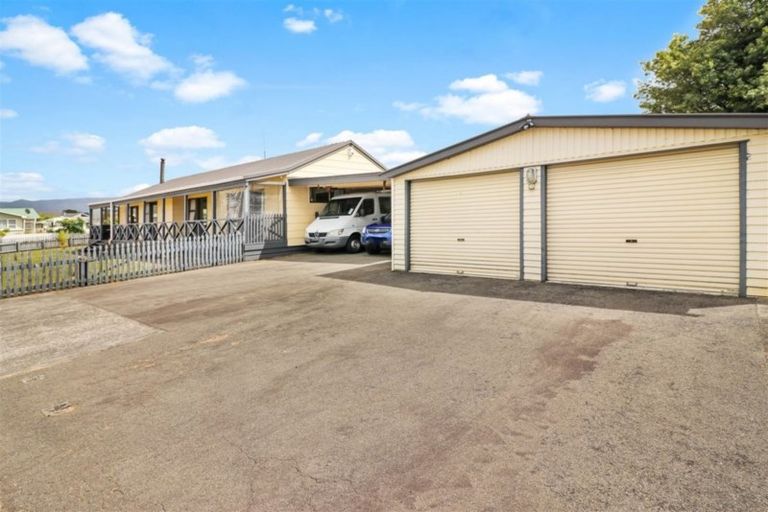 Photo of property in 12 Gregg Street, Dannevirke, 4930