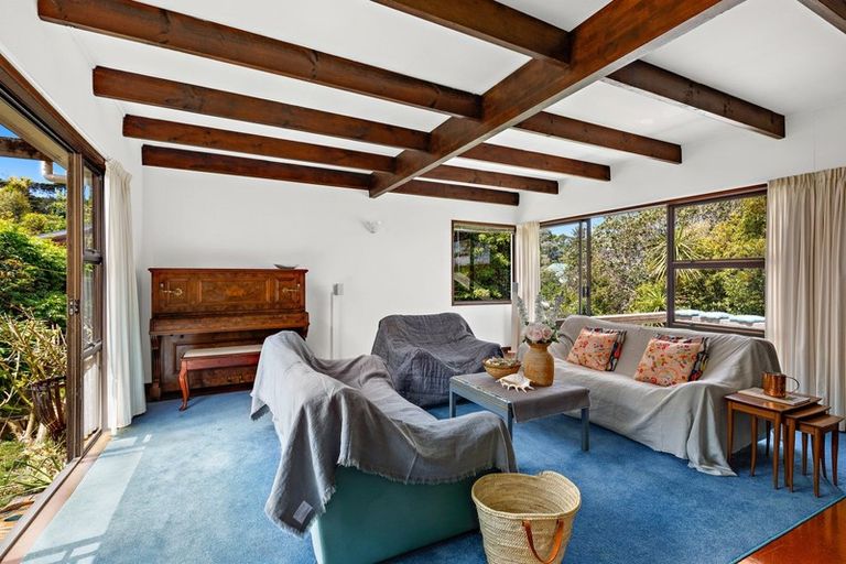 Photo of property in 39 Grand View Road, Leigh, 0985