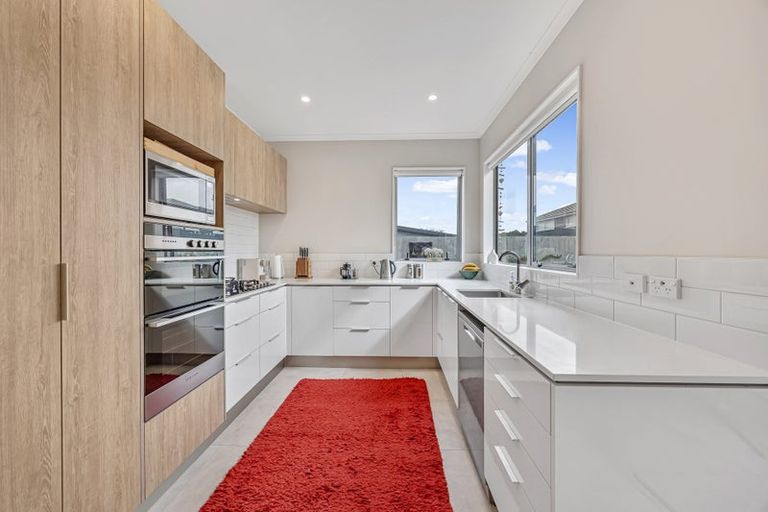 Photo of property in 6 Kainga Lane, Whenuapai, Auckland, 0618