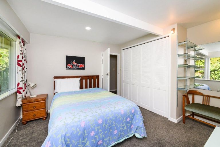 Photo of property in 564 Featherston Street, Roslyn, Palmerston North, 4414
