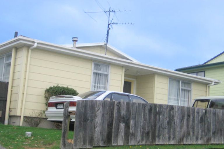 Photo of property in 21 Nassau Avenue, Grenada North, Wellington, 5028