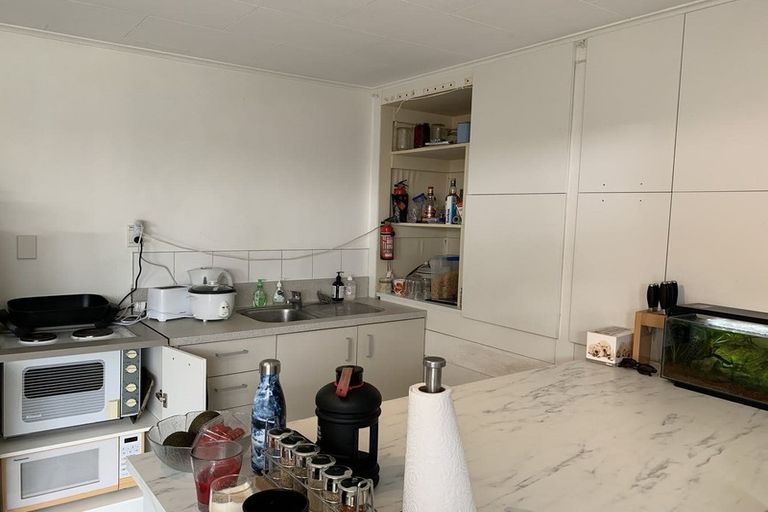 Photo of property in 16 Valhalla Drive, Beach Haven, Auckland, 0626