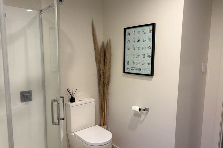 Photo of property in 427 Carrington Street, Upper Vogeltown, New Plymouth, 4310