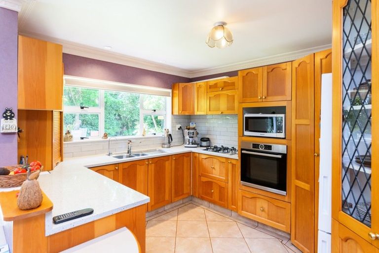 Photo of property in 22 Hanmer Place, Highbury, Palmerston North, 4412