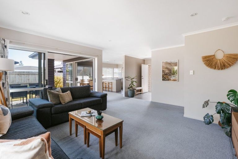 Photo of property in 7 Horokaka Place, Papamoa Beach, Papamoa, 3118