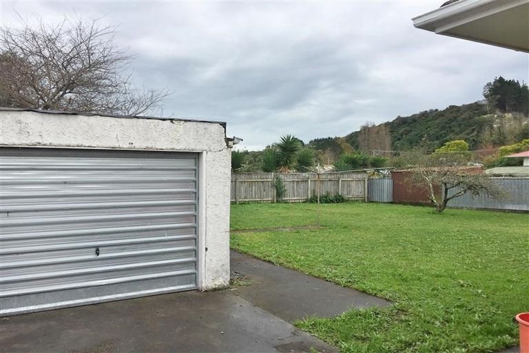 Photo of property in 43 Caffray Avenue, Aramoho, Whanganui, 4500