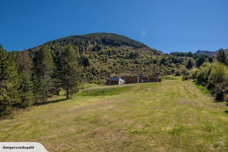 Photo of property in 607a Glenorchy-queenstown, Closeburn, Queenstown, 9371