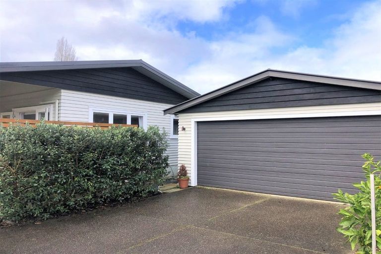 Photo of property in 18 Mcnicol Street, Fairfield, Hamilton, 3214